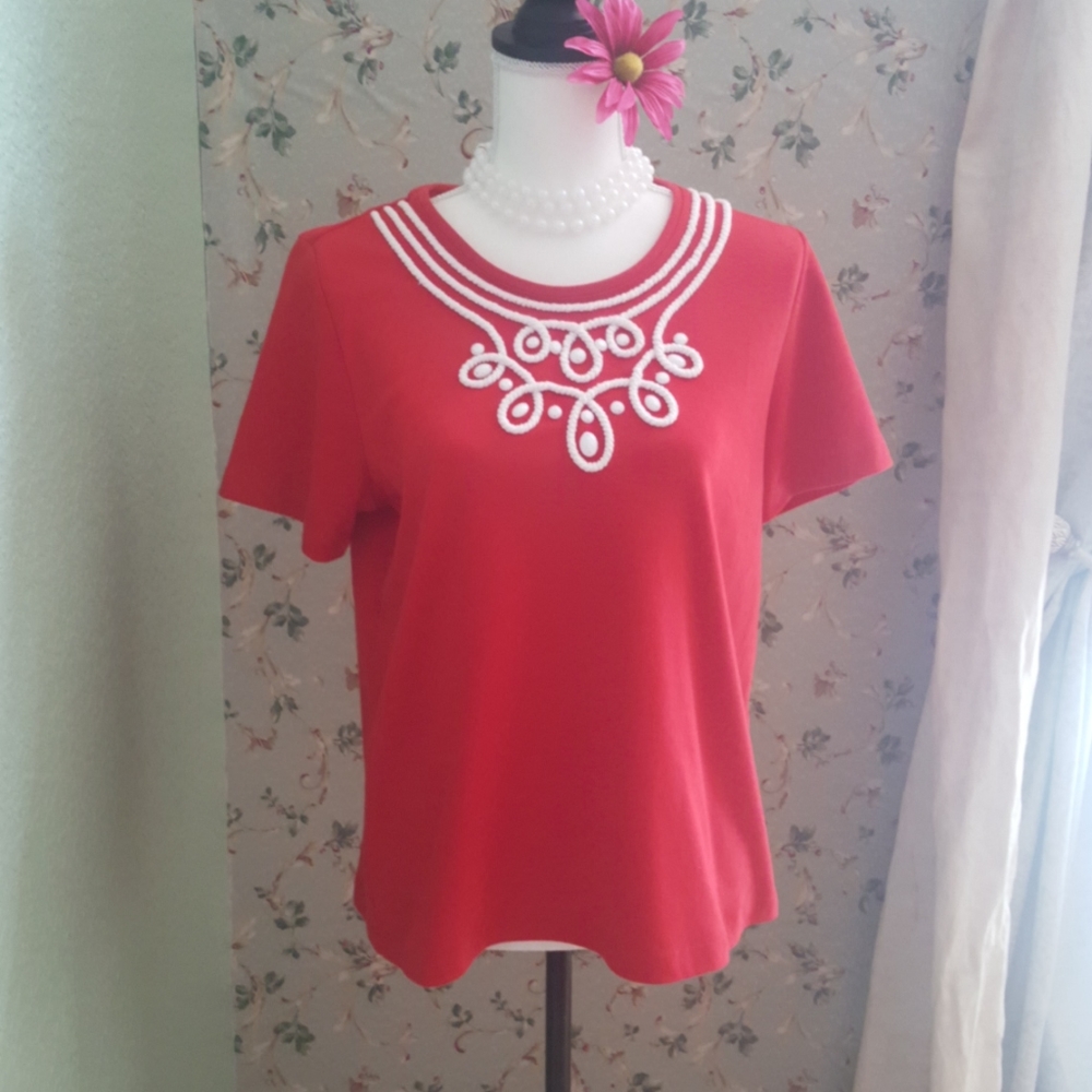 Red casual knit top